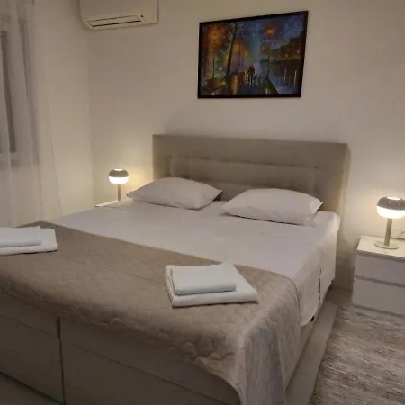 Taula Apartman *