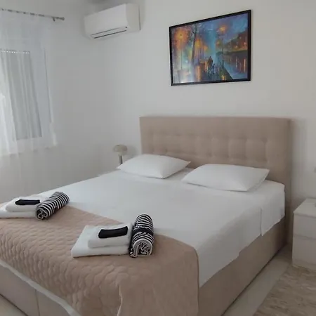 Apartment Taula *
