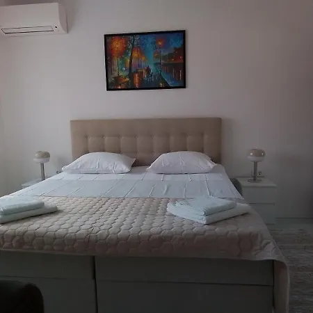 Apartman Taula *